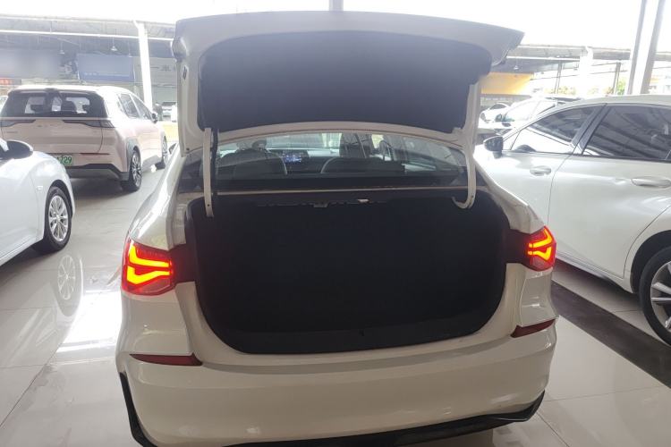 Used Chevrolet Monza 2024 1.5L Dual-Clutch Enjoyment Edition Trunk