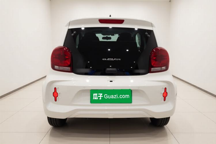 Used Roewe Clever 2021 302 km New Four-Seater Super-Efficient Version Exterior 4