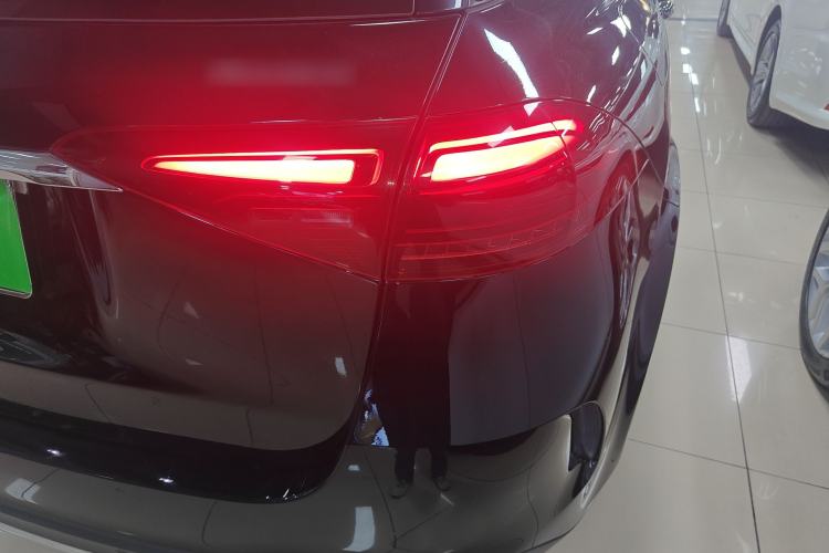 Used Mercedes-Benz GLE 2024 GLE 450 4MATIC AMG Line
