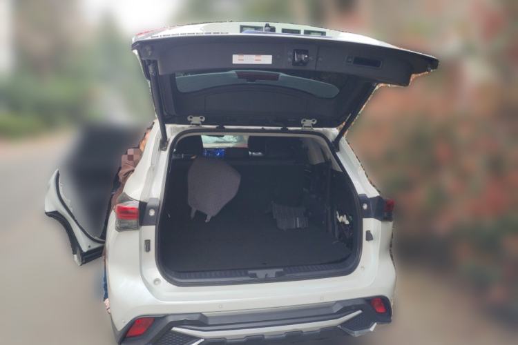 Used Toyota Highlander 2022 Dual-Engine 2.5L Four-Wheel Drive Prestige Version 7 Seats Trunk