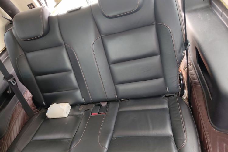 Used BAIC Off-Road BJ40 2016 2.3T Automatic Four-Wheel Drive Premium Edition Left Rear Seat