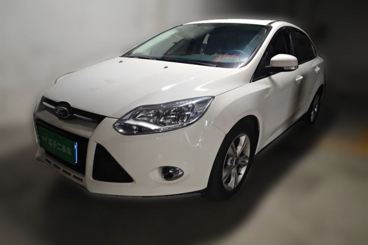 Used Ford Focus 2012 Sedan 1.6L Automatic Fashion Edition