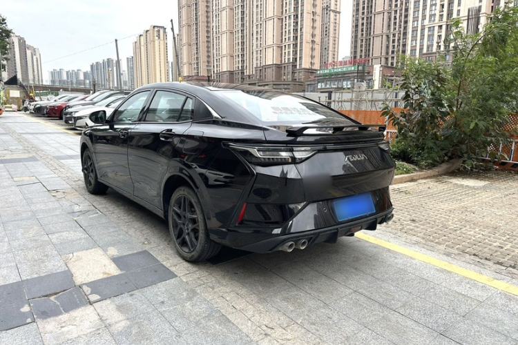 Used Dongfeng Aeolus Yixuan 2023 Mach Edition 1.5T Automatic Pursuit Rider Version