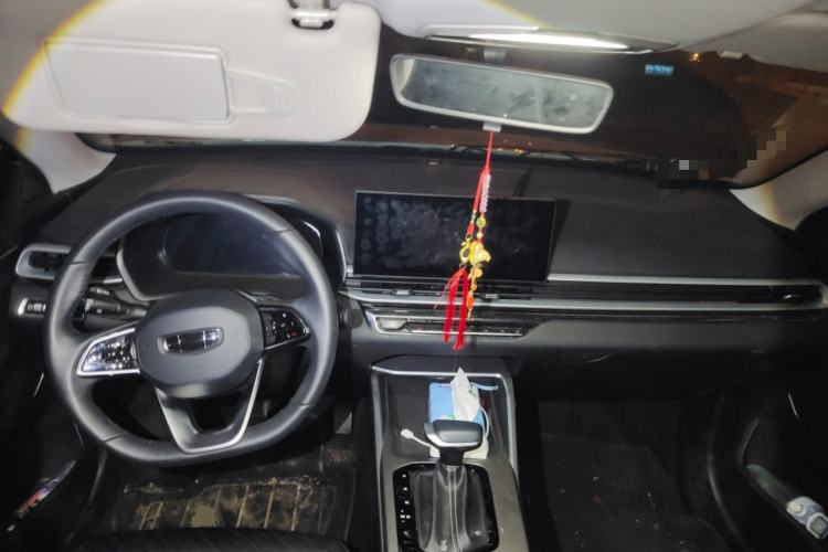 Used Geely Auto Emgrand 2023 4th Generation Champion Edition 1.5L CVT Luxury Model Center Console