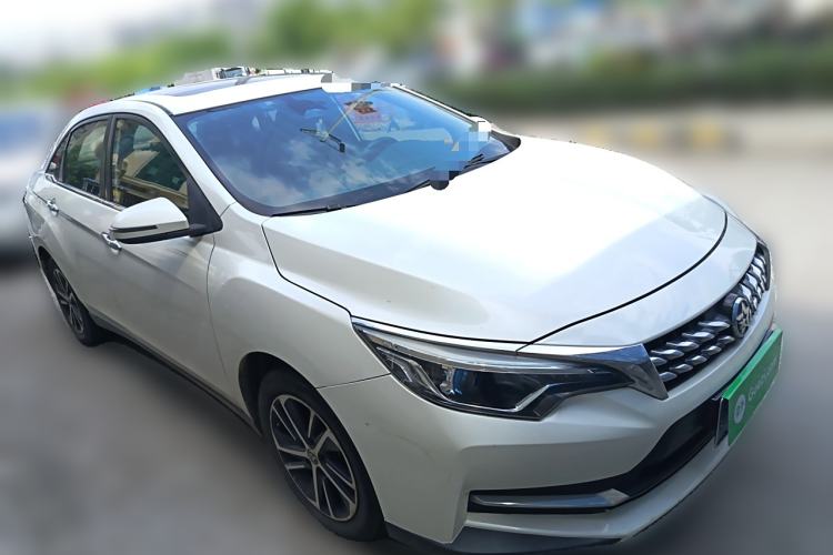 Used Venucia D60 2019 1.6L XL CVT Smart Connect Elite Edition