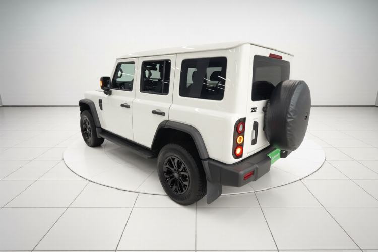 Used 212 T01 2024 2.0T Mechanic
