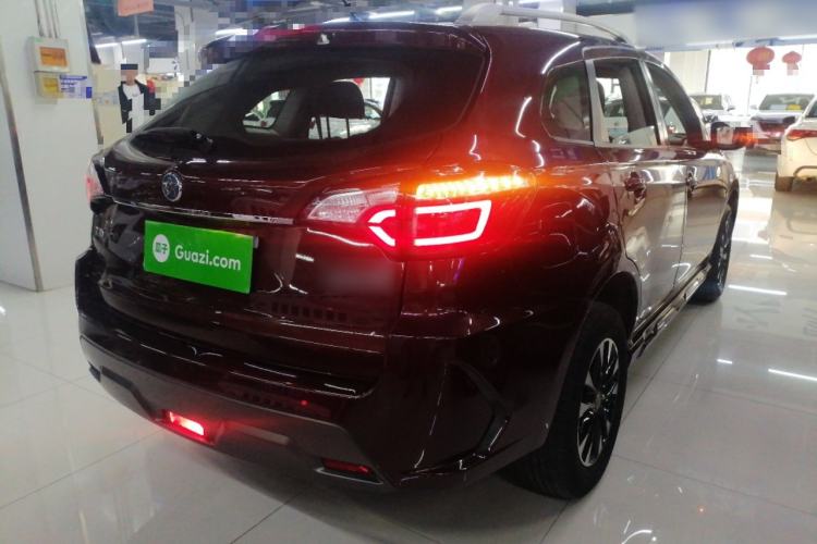 Used Venucia T70 2018 1.6L Manual Enjoyment Edition
