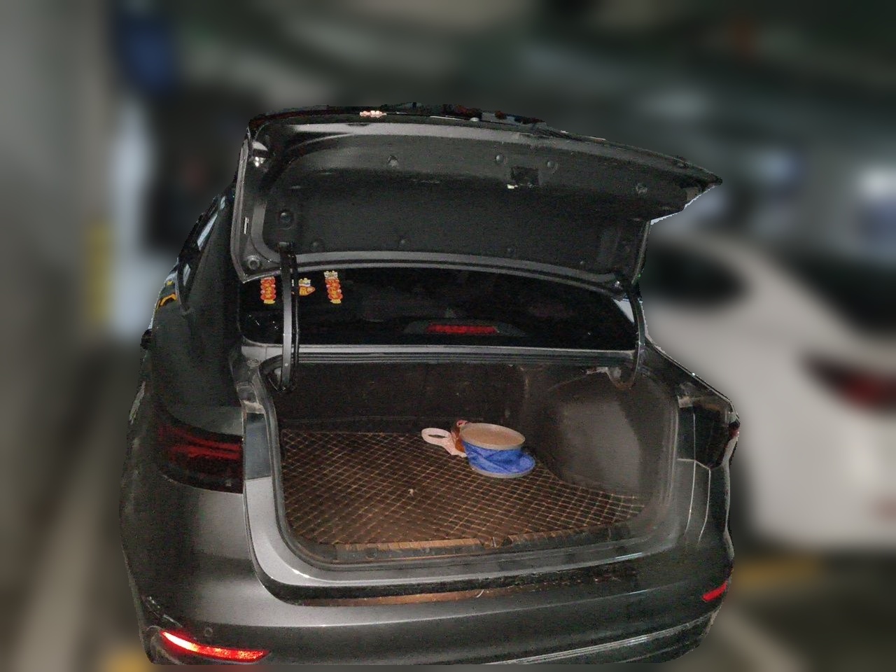 Geely Auto Emgrand 2023 4th Generation Champion Edition 1.5L CVT Prestige Model — снимка 19