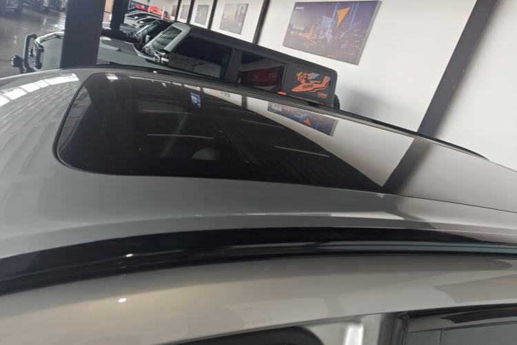 Used Dongfeng eπ eπ008 2024 210Max Range-Extended Version 6 Seats