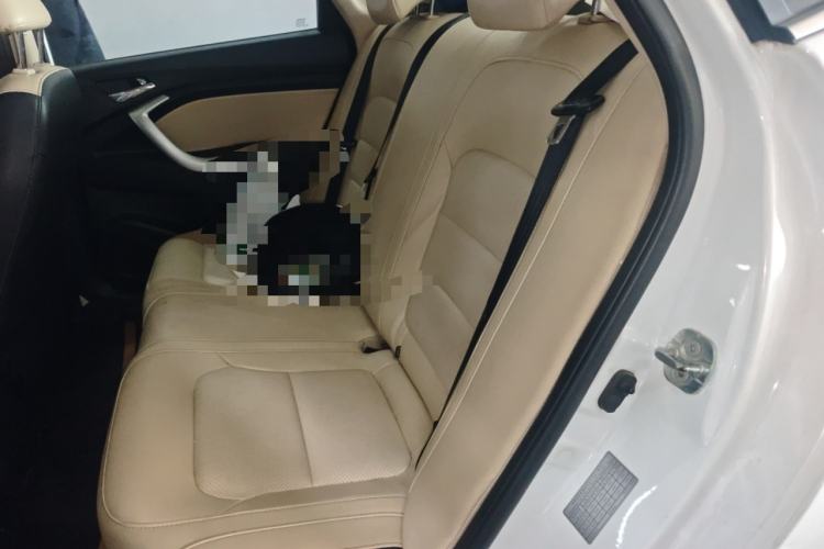 Used CHANGAN Alsvin V7 2015 1.6L Automatic Enjoyment Model China IV Standard
