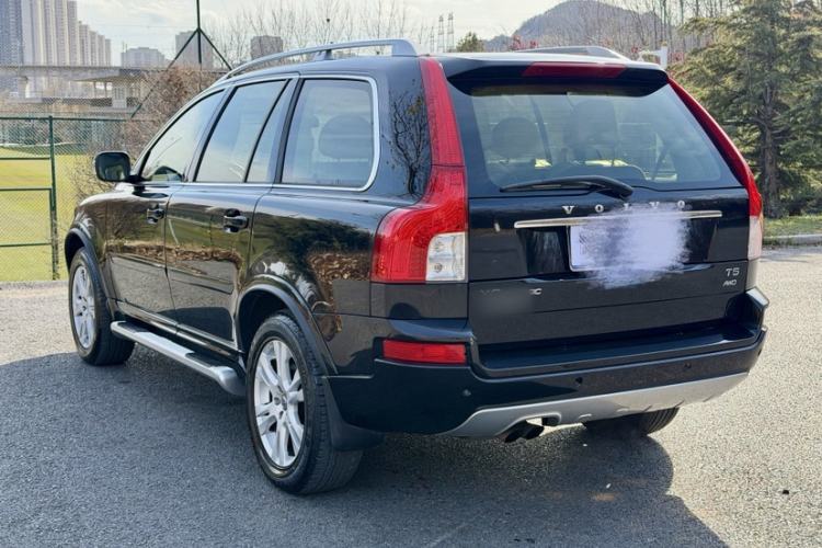 Used Volvo XC Classic 2014 T5 Luxury Edition
