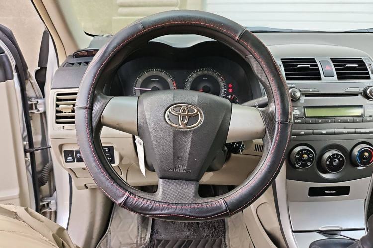 Used Toyota Corolla 2012 Luxurious Edition 1.6L Manual GL