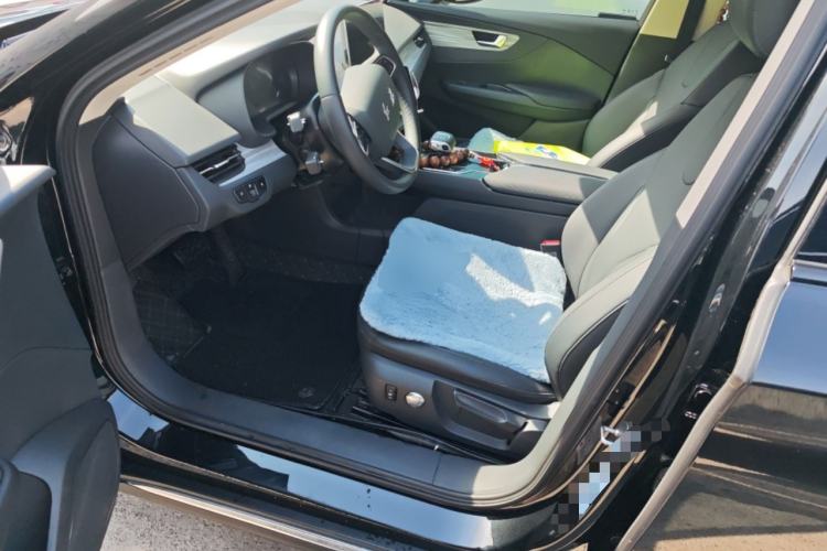 Used Hongqi E-QM5 2024 560km PLUS