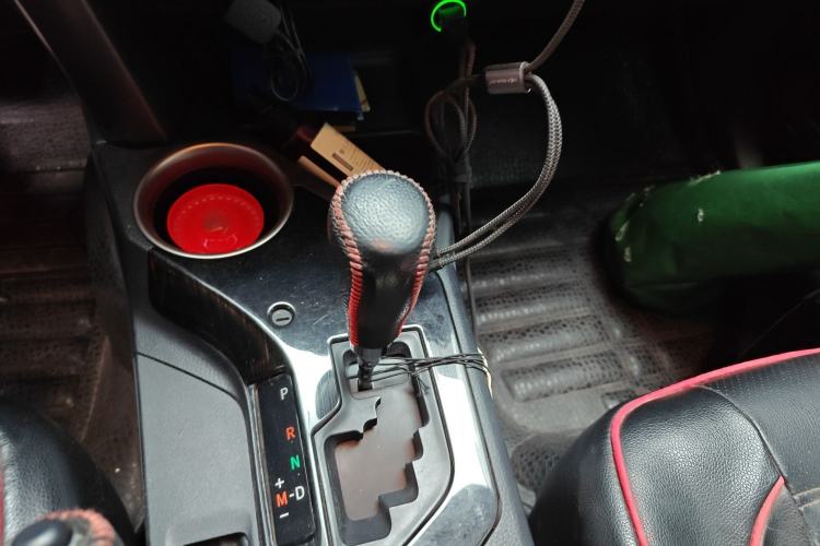 Used Toyota RAV4 2015 2.0L CVT Two-Wheel Drive Urban Edition
