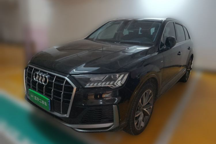 Used Audi Q7 2022 55 TFSI quattro S line Sport model