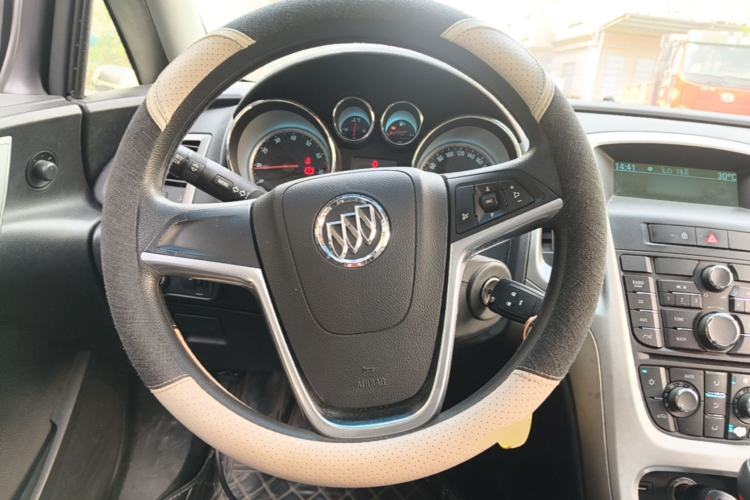Used Buick GT 2014 XT 1.6L Automatic Fashion Edition