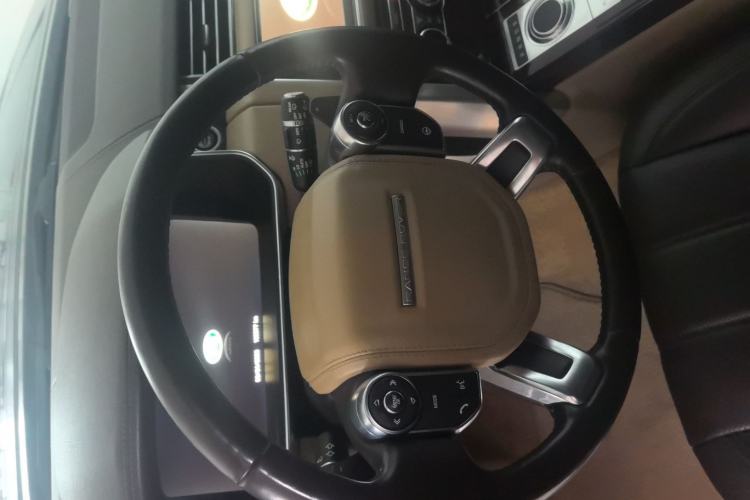 Used Land Rover Range 2015 3.0 SC V6 Vogue Steering Wheel