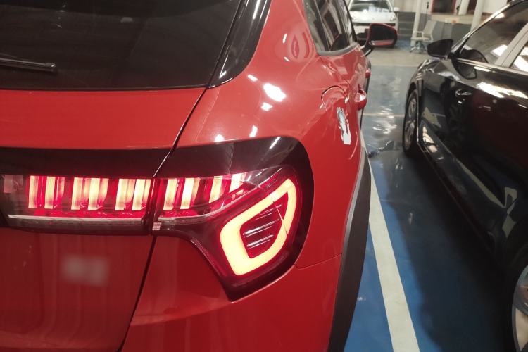 Used Lynk & Co 02 2018 1.5T DCT Two-Wheel Drive Sporty Version China V Standard Exterior 3