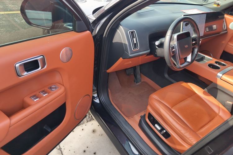 Used Li Auto L8 2023 Pro Model