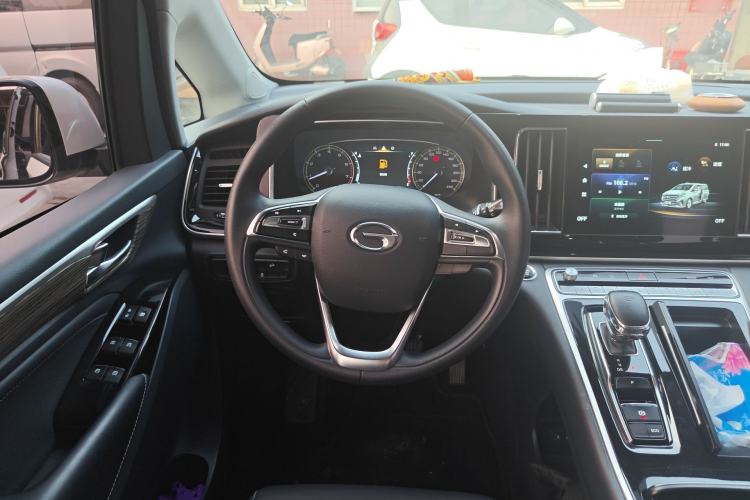 Used GAC Trumpchi M8 2021 Revised Version Lingxiu Series 390T Luxury Edition Steering Wheel