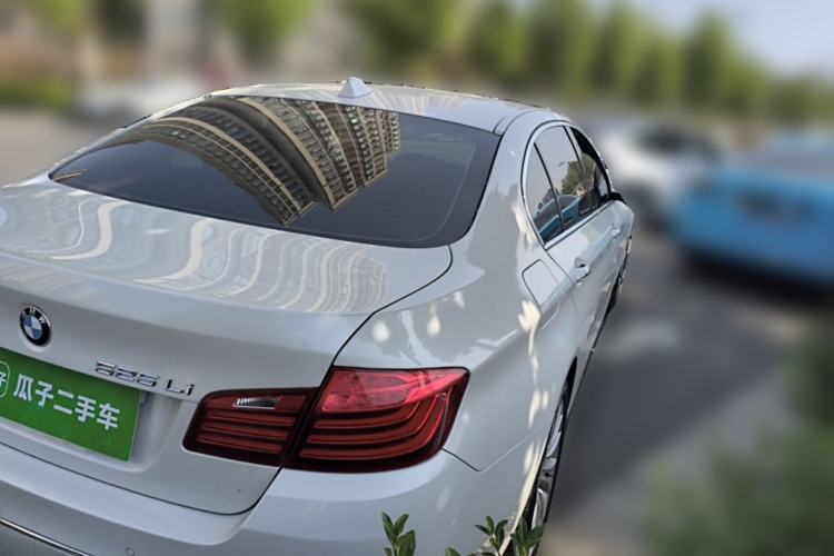 Used BMW 5 Series 2014 525Li Luxury Design Package
