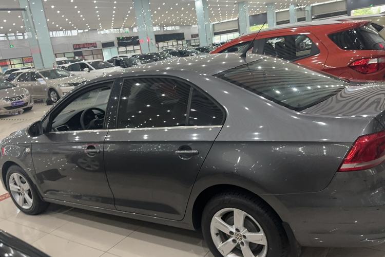 Used Volkswagen Santana 2013 1.6L Automatic Comfort Edition
