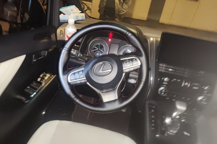 Used Lexus LM 2020 300h Four-Seat Grand Edition Steering Wheel
