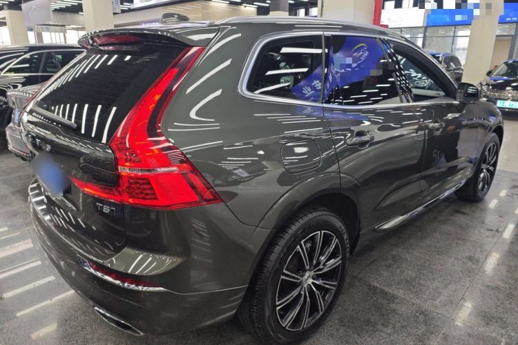 Used Volvo XC60 2021 T5 4x4 Smart Luxury Edition Rear Right 45 Deg