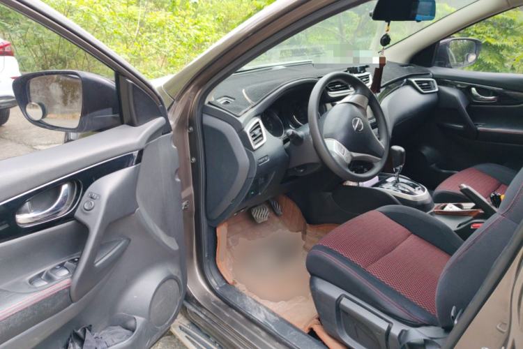 Used Nissan Qashqai 2016 2.0L CVT Elite Edition Driver Seat