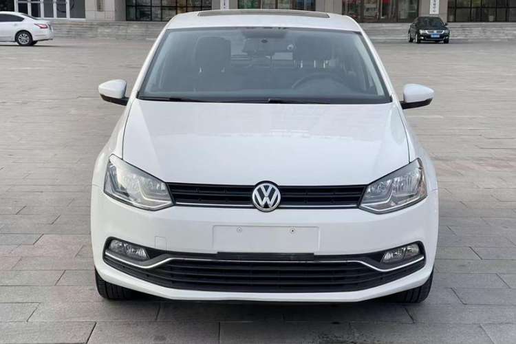 Used Volkswagen Polo 2016 1.6L Automatic Comfort Model