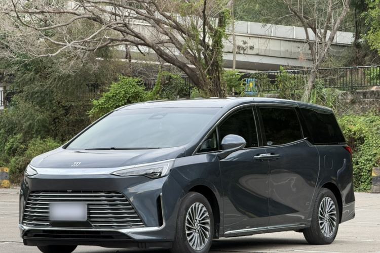 Used Buick Century 2023 2.0T Seven-Seater Deluxe Edition