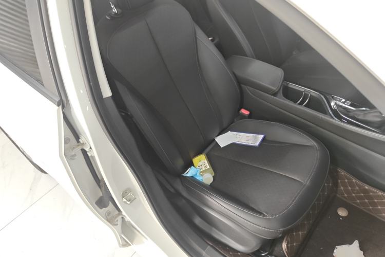 Used Buick Verano 2023 Pro Enjoyment Edition Right Front Seat