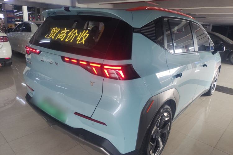 Used AION Y 2022 70 Intelligent Edition Lithium Iron Phosphate Rear Right 45 Deg