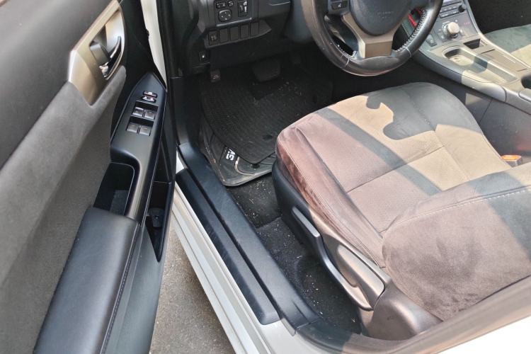 Used Lexus CT 2017 CT200h Elite Edition Monotone China VI