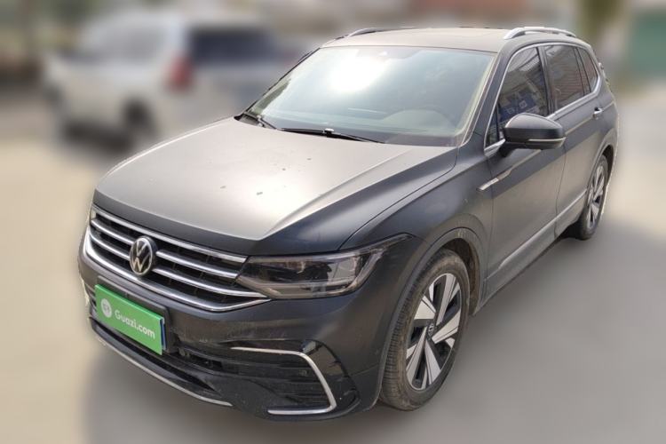 Used Volkswagen Tiguan L 2023 Restyled 330TSI Automatic Two-Wheel Drive R-Line Enhanced Comfort Version