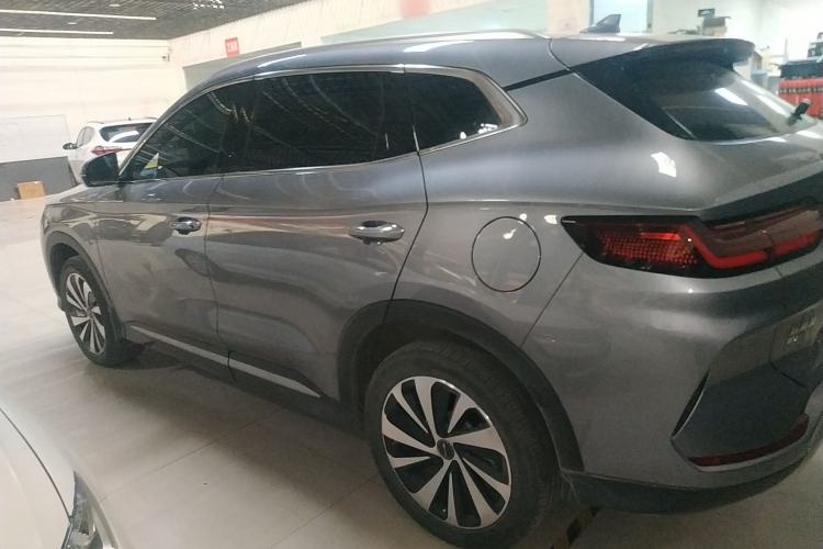 Used BYD Song PLUS New Energy 2024 Honor Edition EV 520km Luxury Model
