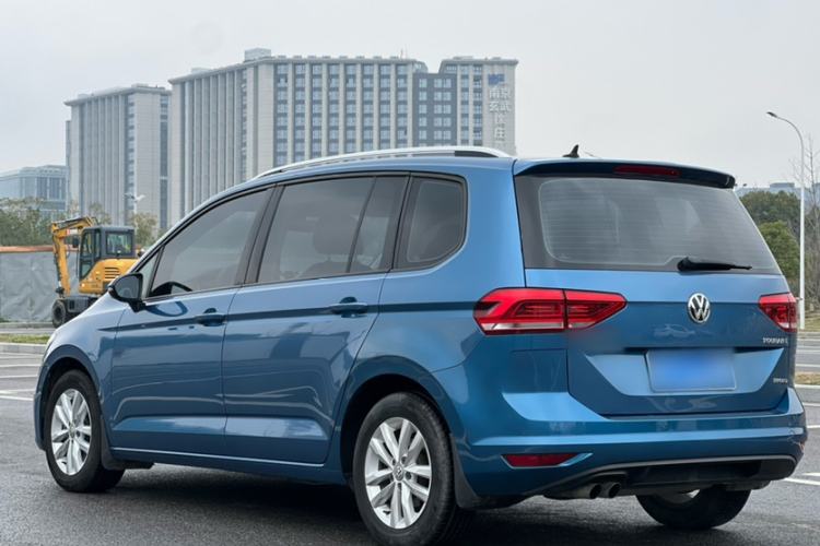 Used Volkswagen Touran 2018 Volkswagen Touran L 280TSI DSG Comfort Edition 7 Seats China VI Standard