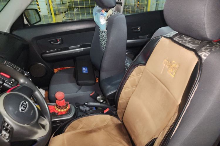 Used Kia Soul 2012 1.6L MT GL Left Front Seat