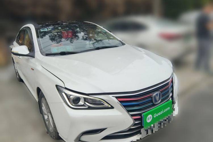Used CHANGAN Raeton CC 2018 1.5T Manual Elegant Starry Edition China V Standard
