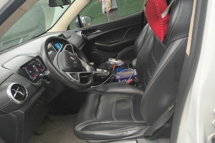 Used BYD Yuan New Energy 2019 EV360 Smart Connect Luxurious Model Left Front Seat