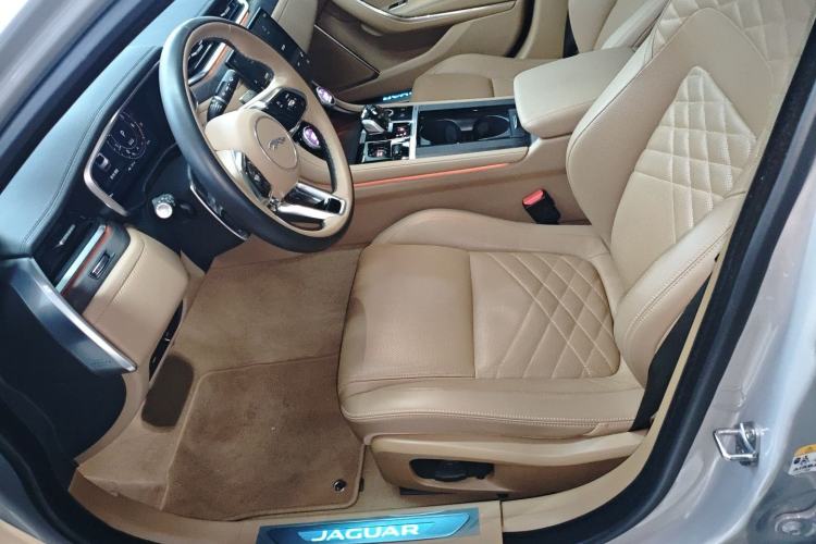 Used Jaguar XFL 2023 XFL 2.0T P250 Two-Wheel-Drive Luxury Deluxe Edition
