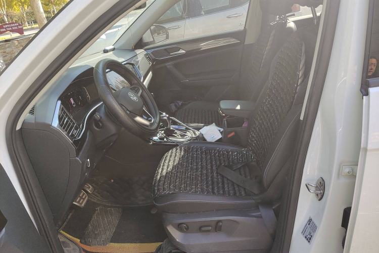 Used Volkswagen Tayron X 2020 330TSI Two-Wheel Drive Luxury Smart Connectivity Version Left Front Seat