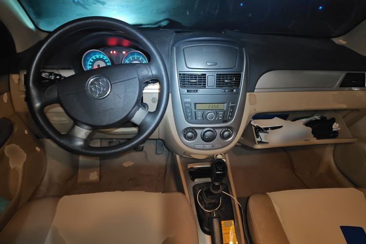 Used Buick Excelle 2013 1.5L Manual Classic Model
