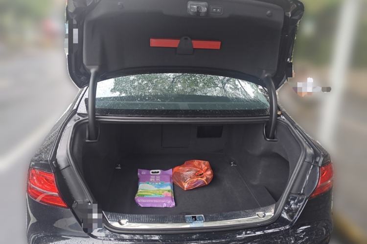 Used Audi A8 2014 A8L 60 TFSI quattro Luxury Model Trunk