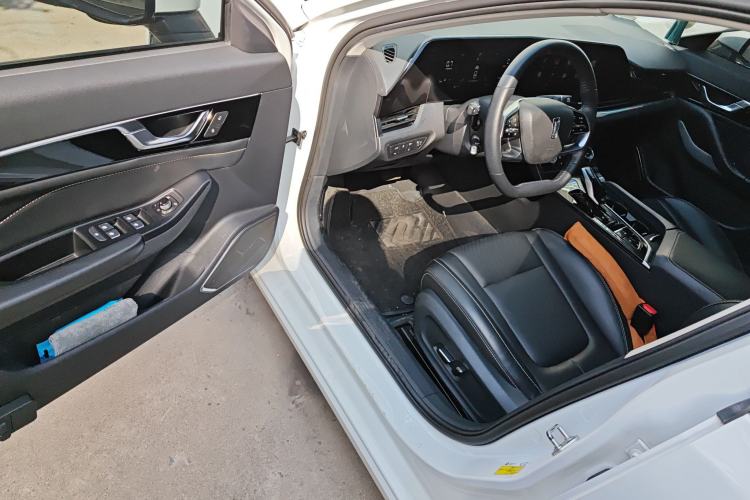 Used Bestune B70 2022 Third Generation 1.5T Automatic Premium Edition
