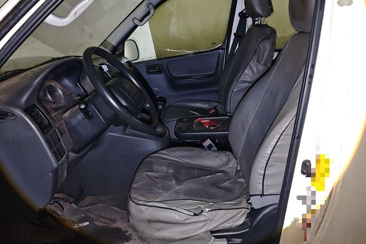 Used Jinbei Express 2017 2.0L Standard Version V19
