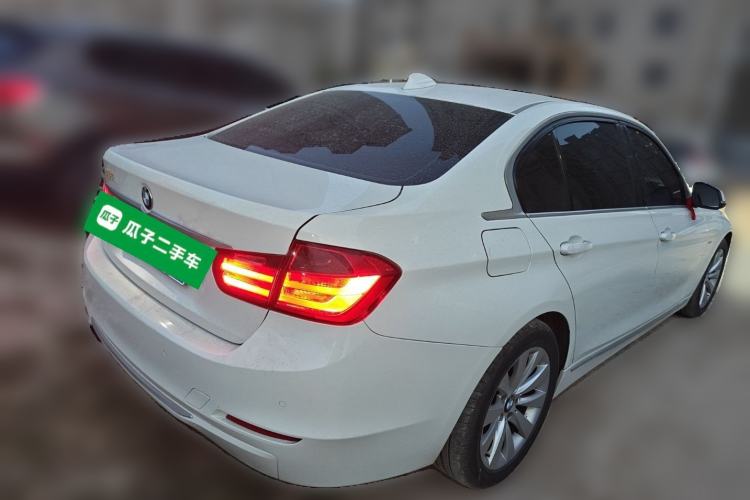 Used BMW 3 Series 2013 320Li Fashion Design Package Rear Right 45 Deg