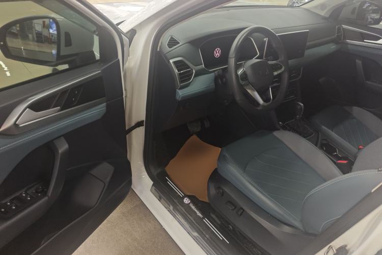 Used Volkswagen Tharu 2024 300TSI Two-Wheel-Drive Moonlight Edition