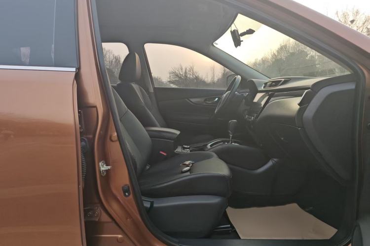 Used Nissan X-Trail 2014 2.5L CVT Leading Edition 4WD