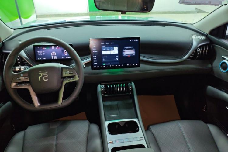 Used BYD Yuan PLUS 2025 Intelligent Driving Version 430 KM – Leading Edition